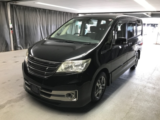 NISSAN SERENA 2012