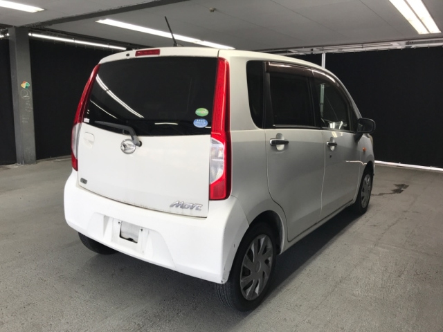 DAIHATSU MOVE 2013
