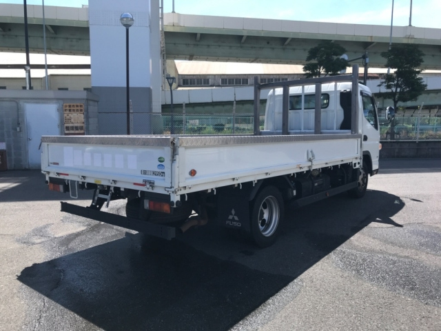 MITSUBISHI CANTER 2018