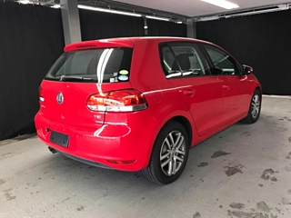 VOLKSWAGEN GOLF 2010