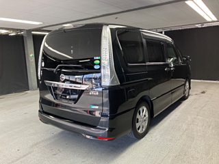NISSAN SERENA 2013