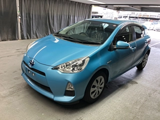 TOYOTA AQUA 2014