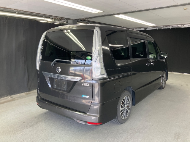 NISSAN SERENA 2014