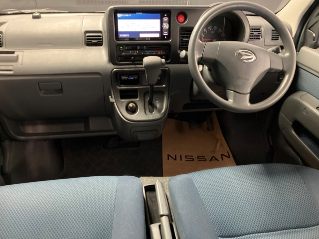 DAIHATSU HIJET VAN 2015