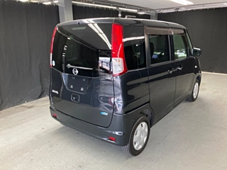 NISSAN ROOX 2012
