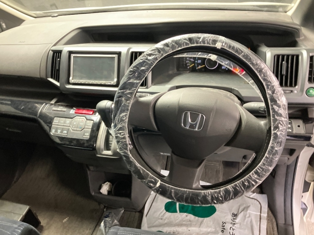 HONDA STEP WAGON 2010