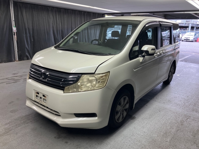 HONDA STEP WAGON 2010