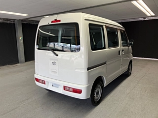 DAIHATSU HIJET VAN 2017