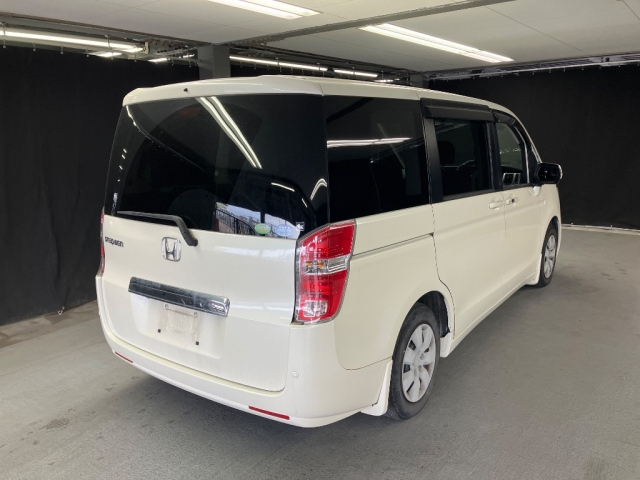 HONDA STEP WAGON 2010