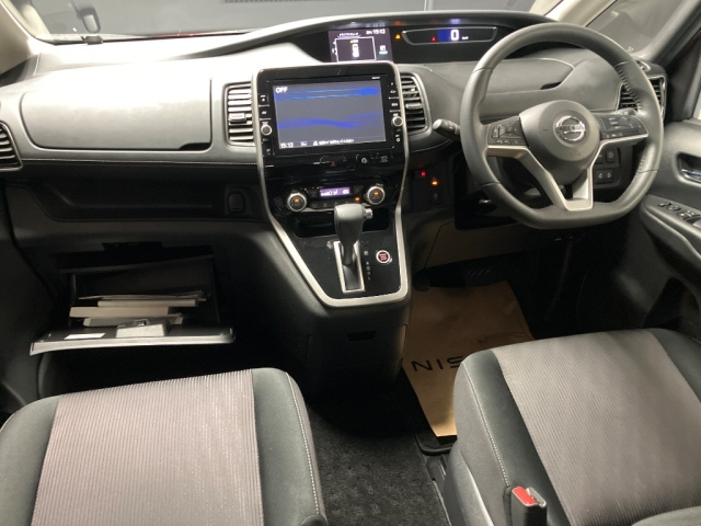 NISSAN SERENA 2018