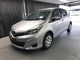TOYOTA VITZ 2014