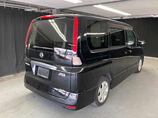 NISSAN SERENA 2009