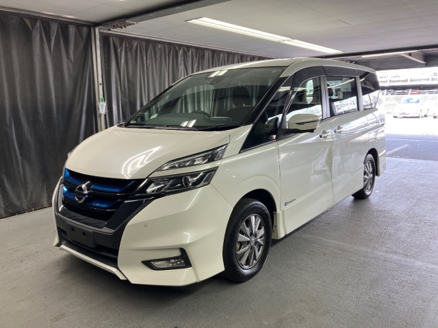 NISSAN SERENA 2018