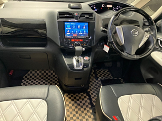 NISSAN SERENA 2012