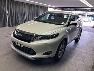 TOYOTA HARRIER 2014