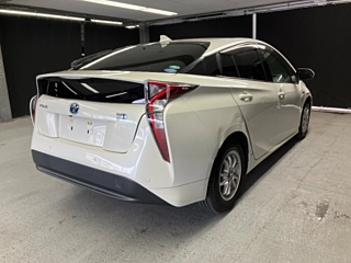 TOYOTA PRIUS 2019