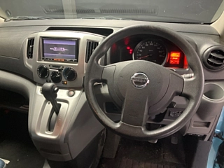 NISSAN NV200 2013