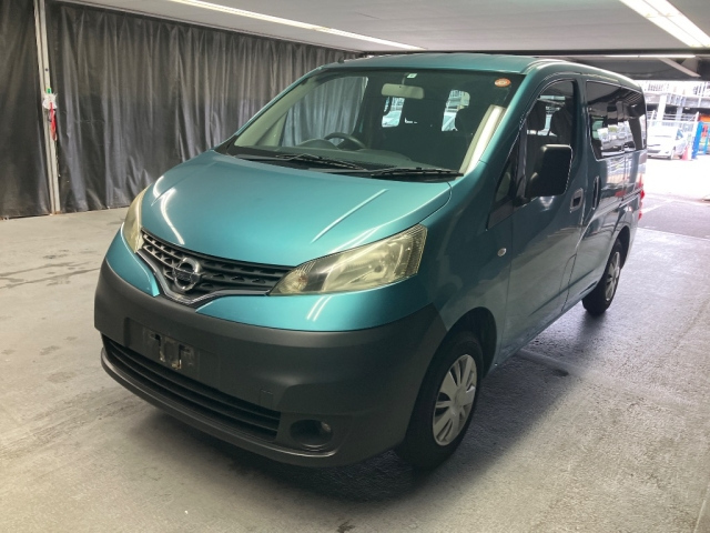 NISSAN NV200 2013