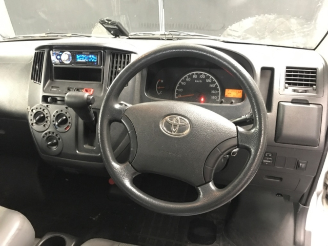 TOYOTA TOWN ACE VAN 2009
