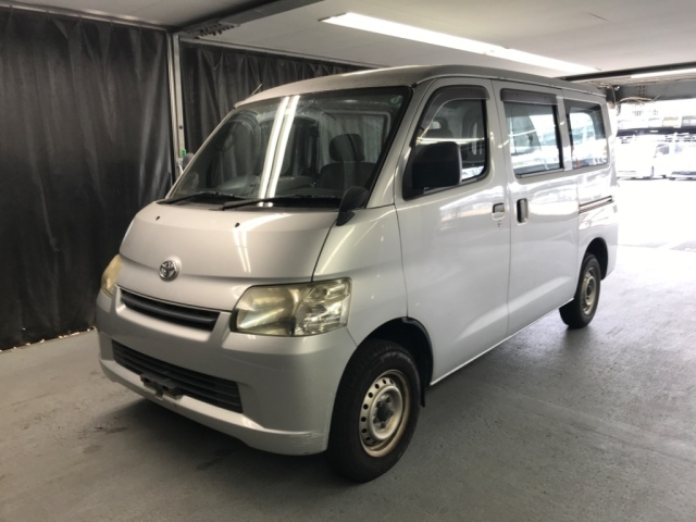 TOYOTA TOWN ACE VAN 2009