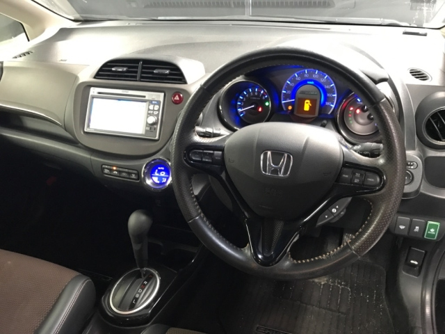 HONDA FIT SHUTTLE 2012