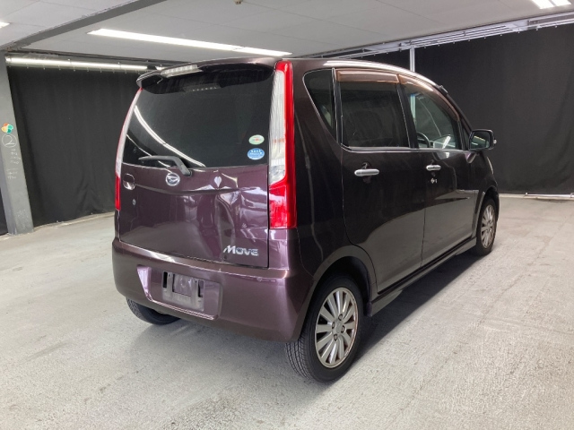 DAIHATSU MOVE 2010