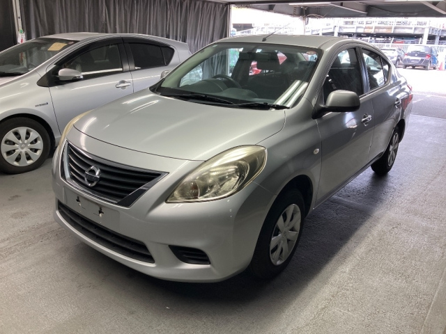 NISSAN LATIO 2012