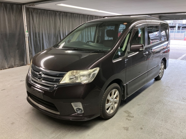 NISSAN SERENA 2011