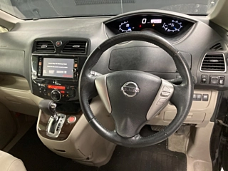 NISSAN SERENA 2012