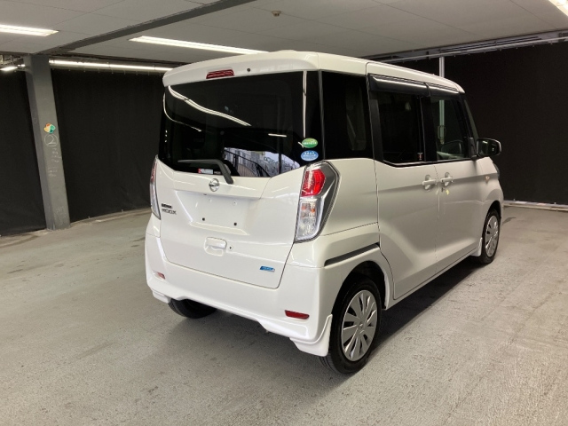 NISSAN DAYZ ROOX 2015