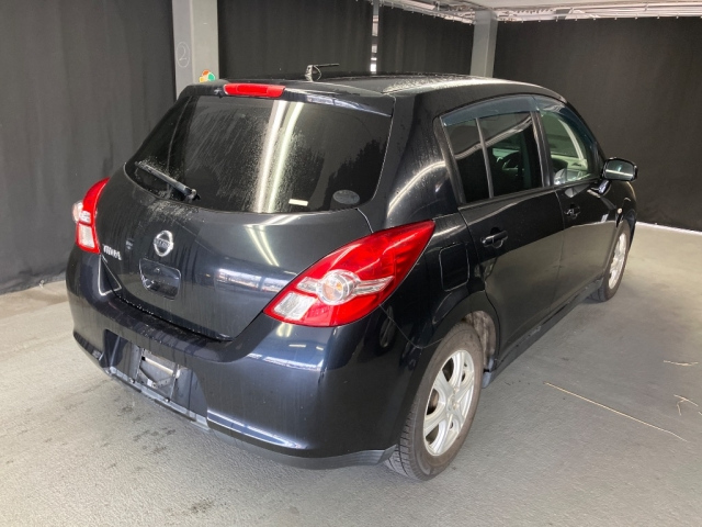 NISSAN TIIDA 2012