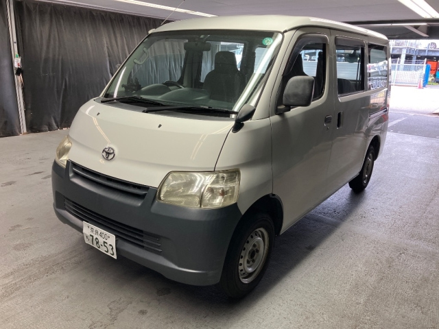 TOYOTA LITE ACE VAN 2010