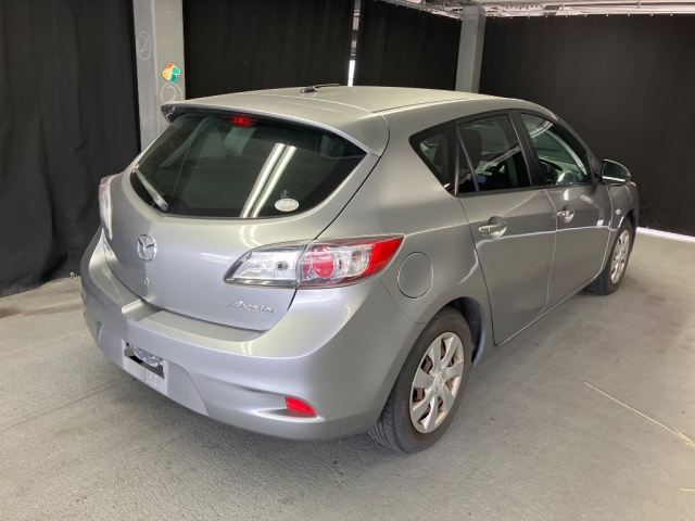 MAZDA AXELA 2012