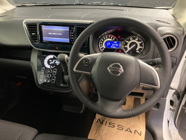 NISSAN DAYZ ROOX 2018
