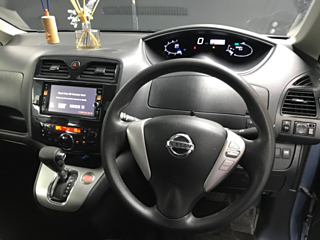 NISSAN SERENA 2013