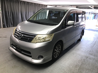 NISSAN SERENA 2010