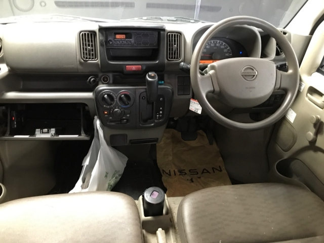 NISSAN CLIPPER VAN 2017