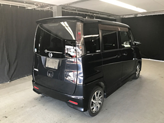 NISSAN ROOX 2011