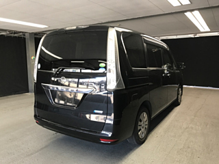 NISSAN SERENA 2014