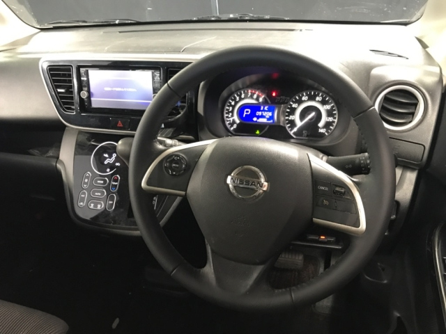 NISSAN DAYZ ROOX 2018
