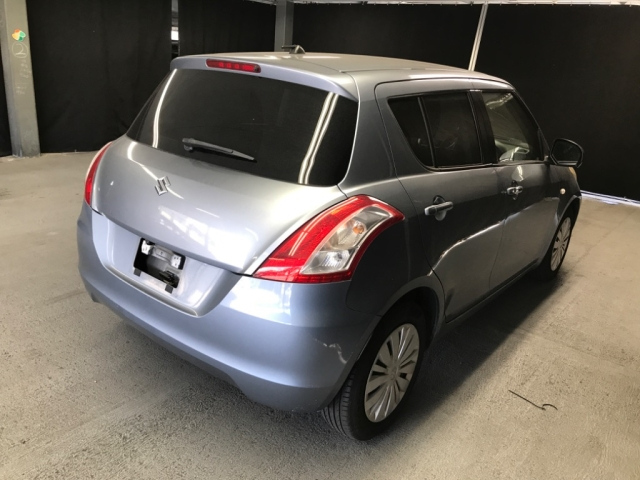 SUZUKI SWIFT 2015