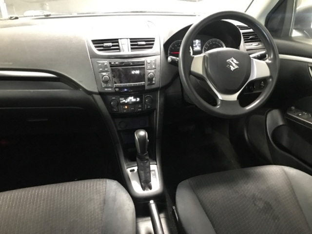 SUZUKI SWIFT 2015