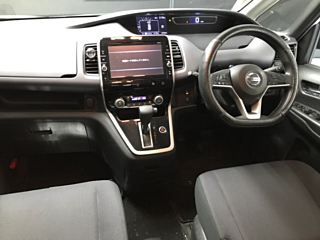NISSAN SERENA 2018