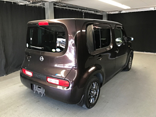 NISSAN CUBE 2010