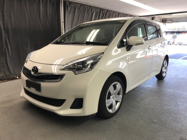 TOYOTA RACTIS 2015