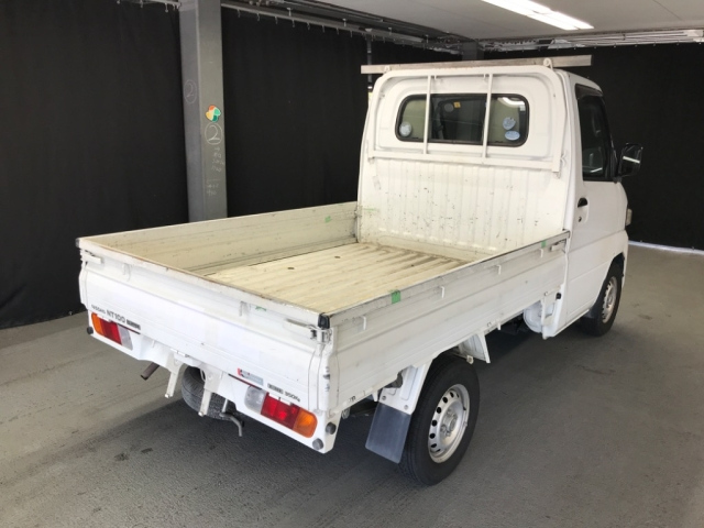 NISSAN CLIPPER TRUCK 2013