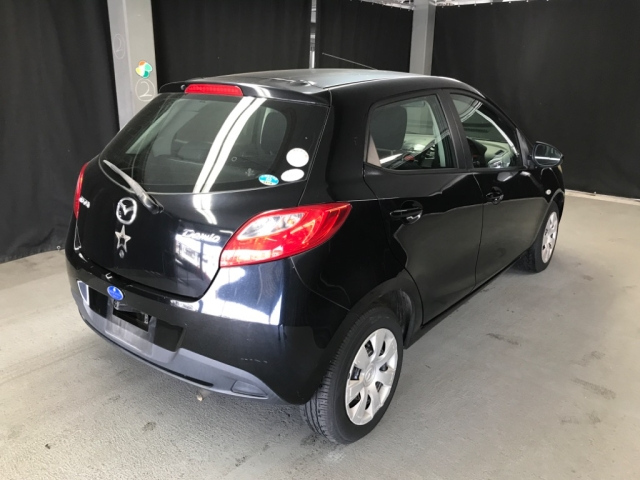 MAZDA DEMIO 2009