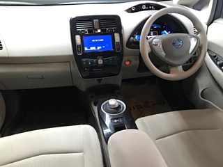 NISSAN LEAF 2012