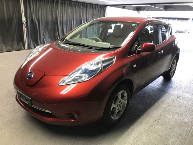 NISSAN LEAF 2012