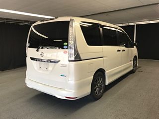NISSAN SERENA 2013